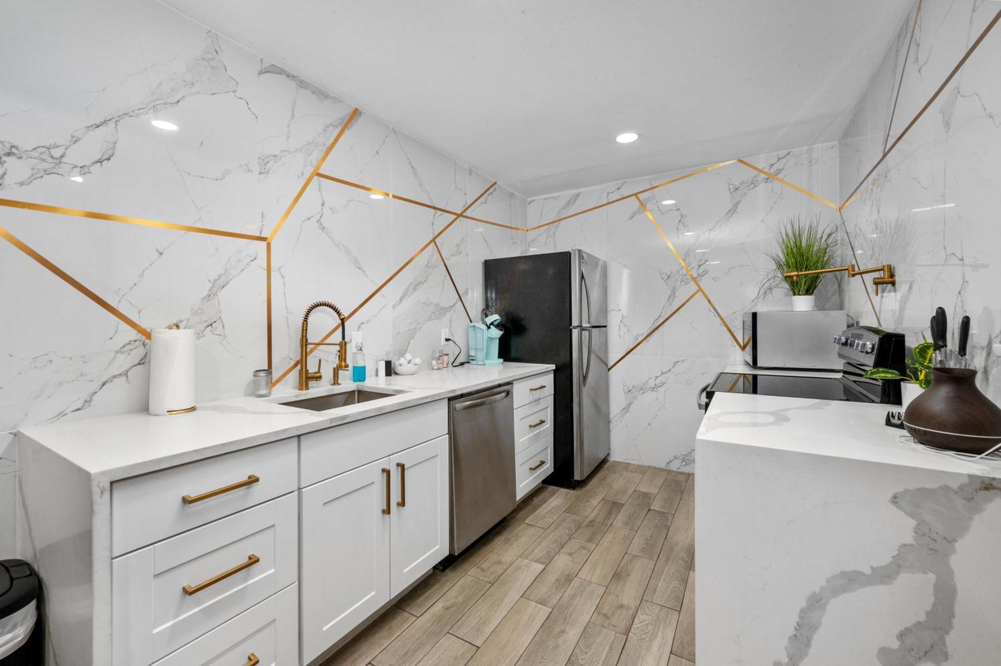 Spacious Galleria Apartment With Free Park Houston Exterior photo
